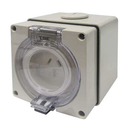 Picture of TRADESAVE Weatherproof Socket, 3 Pin 10A, Flat, IP66, Stainless
