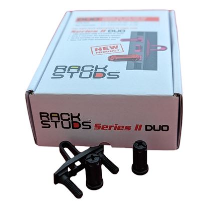 Picture of RACKSTUDS DUO 1RU 20-pack Mounting Solution for 19" Racks.